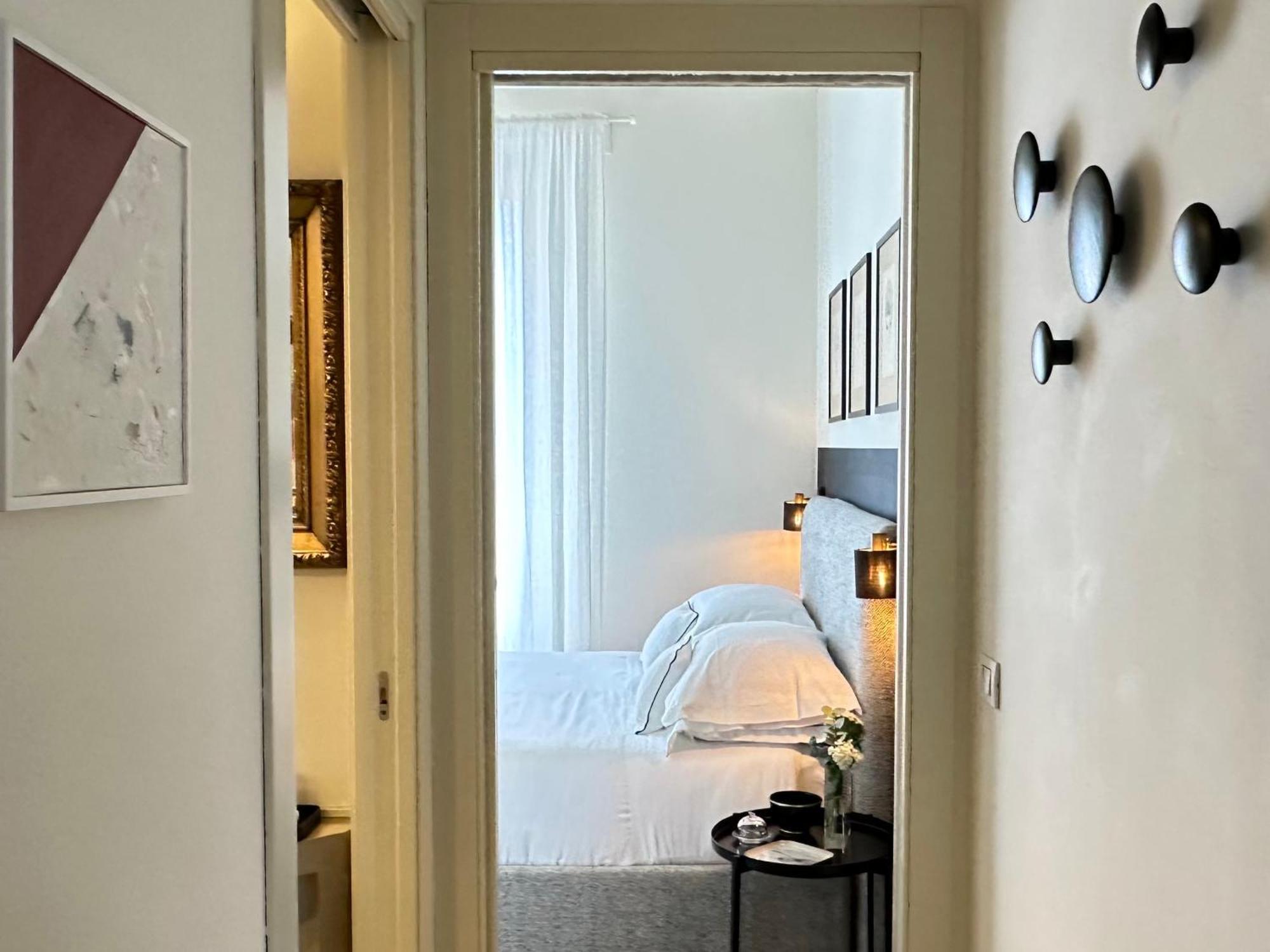 Lily Pads -Elegant Apartment- In The City Center Μιλάνο Εξωτερικό φωτογραφία